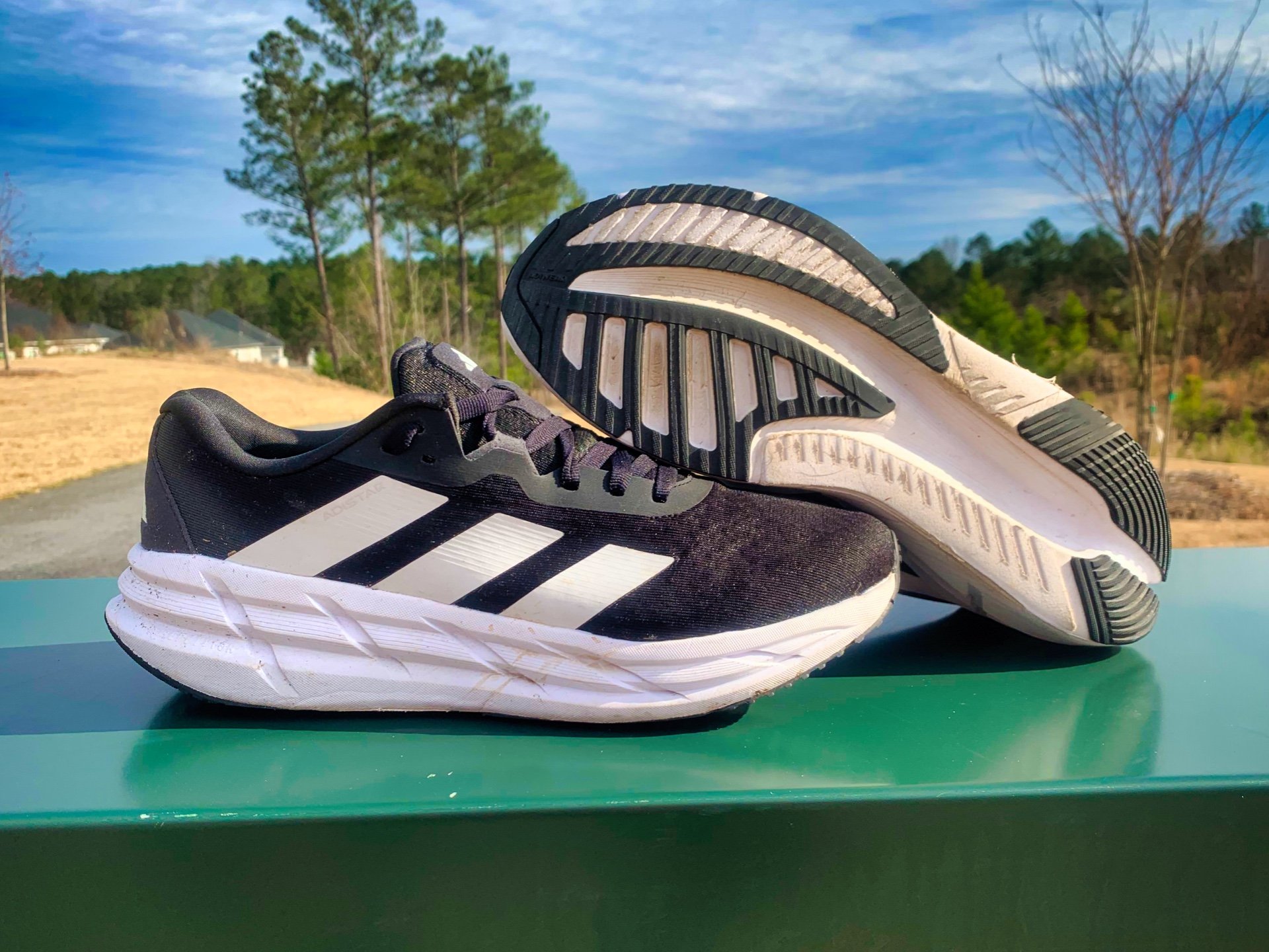 Picture of adidas adiSTAR 3