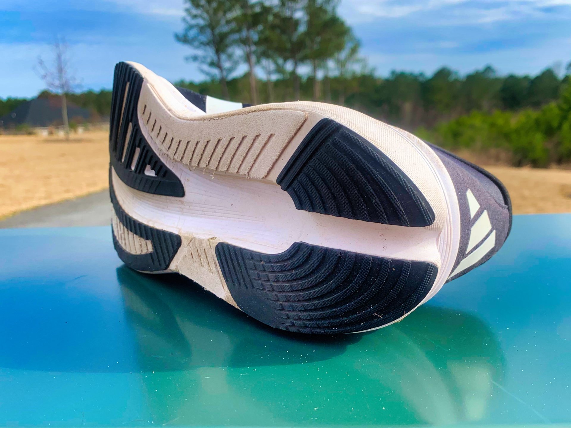 Picture of adidas adiSTAR 3