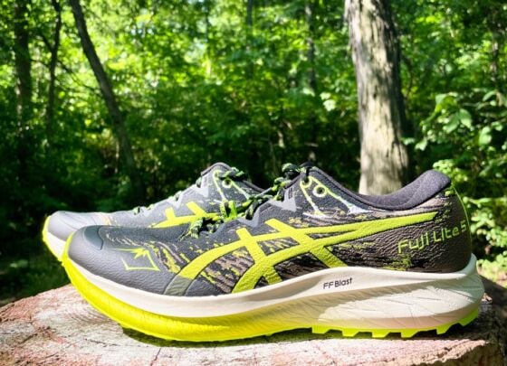Picture of ASICS Fuji Lite 5