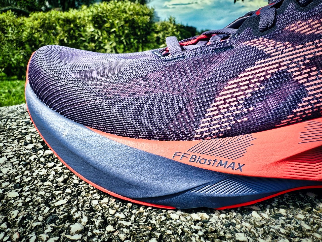 Picture of ASICS Novablast 5