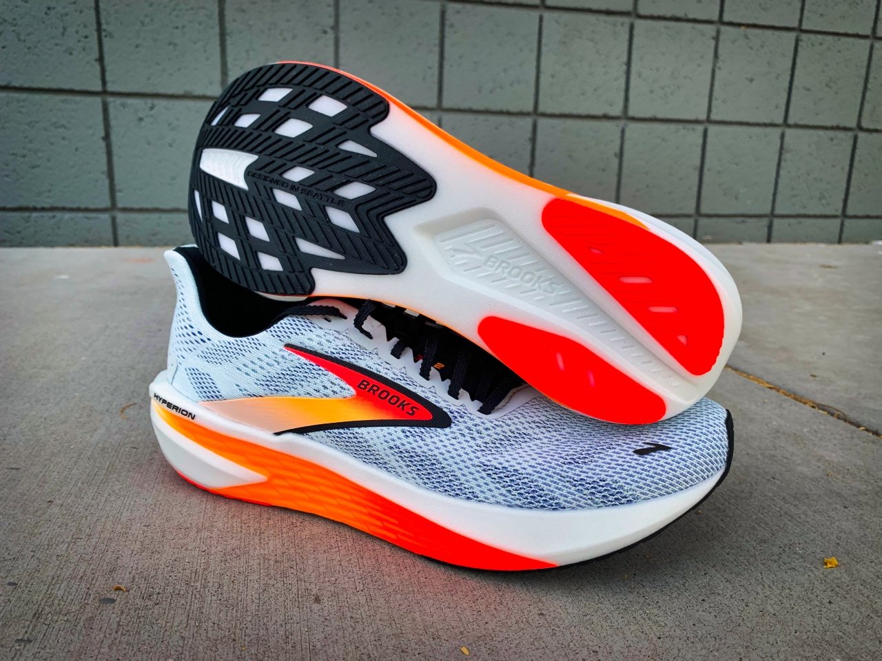 Picture of Brooks Hyperion 2