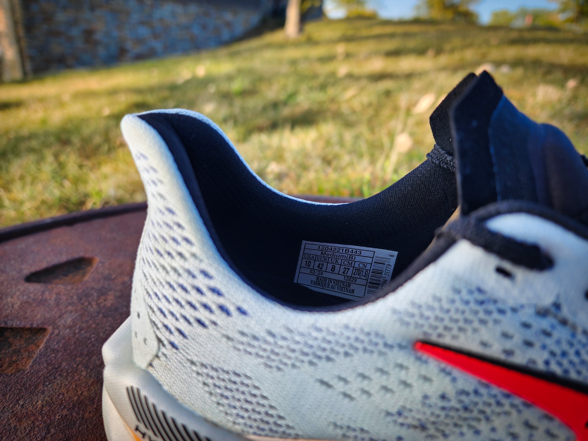 Picture of Brooks Hyperion GTS 2