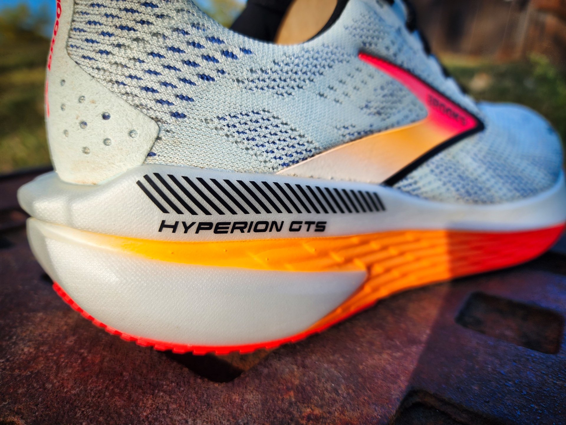 Picture of Brooks Hyperion GTS 2