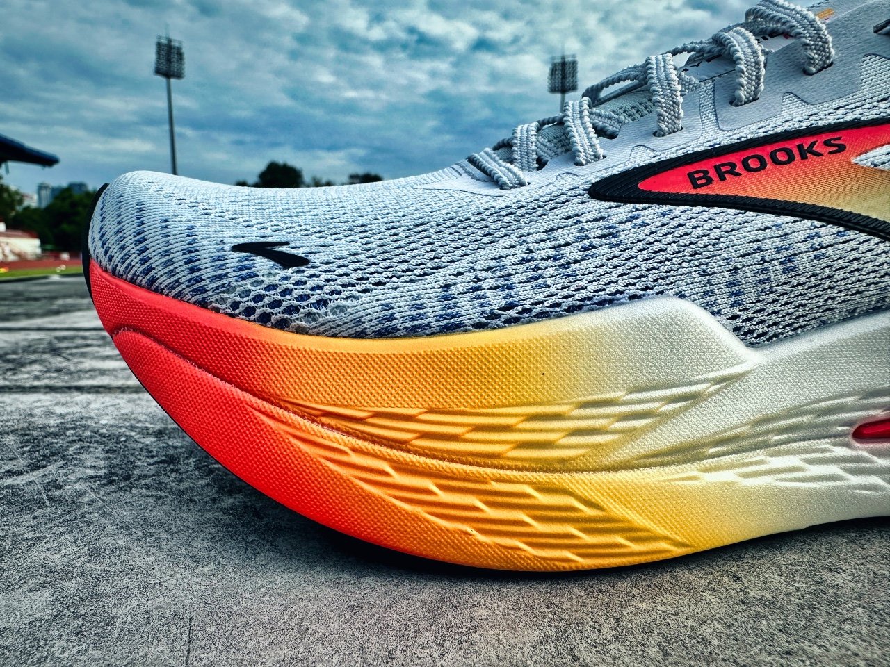 Picture of Brooks Hyperion Max 2