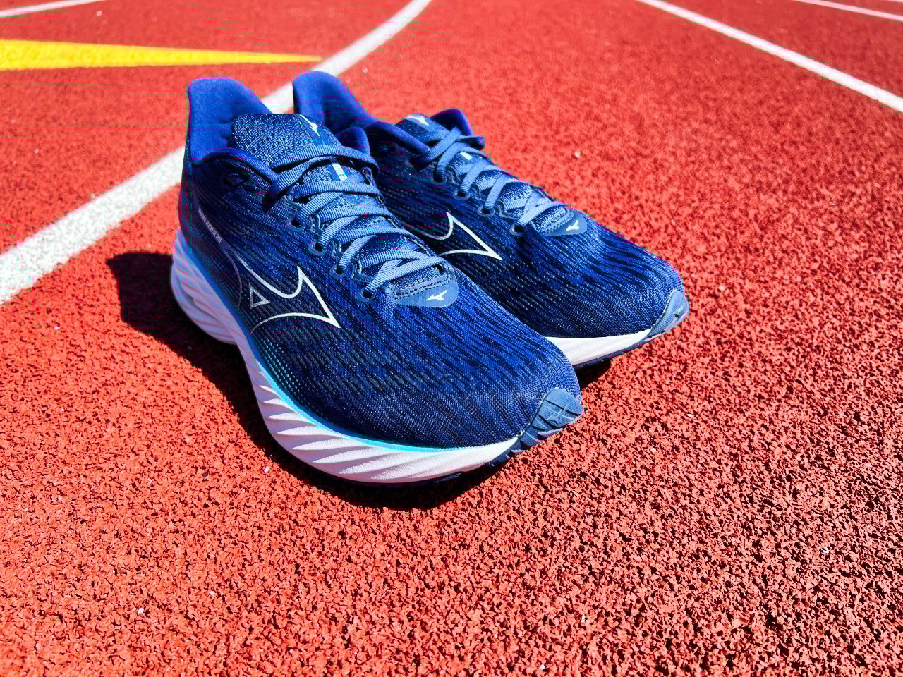 Picture of Mizuno Wave Rider 28