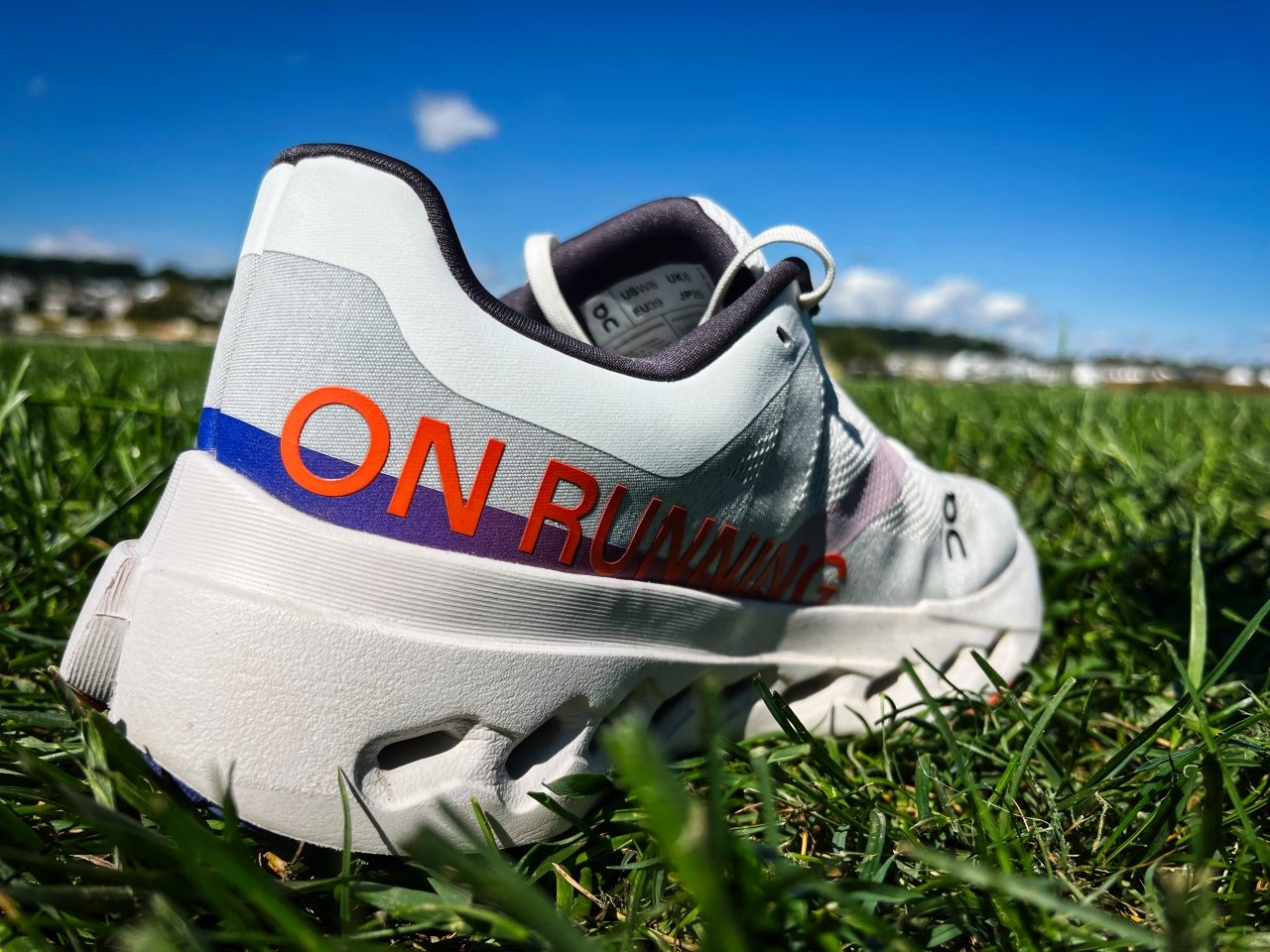 Picture of On Cloudsurfer Next